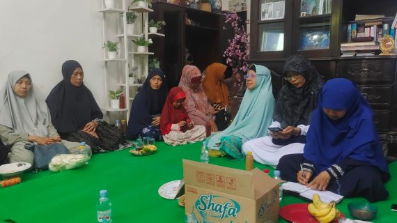 KAJIAN MUSLIMAT DEWAN DAKWAH KEDIRI