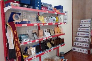 Toko Piala Terdekat Kediri